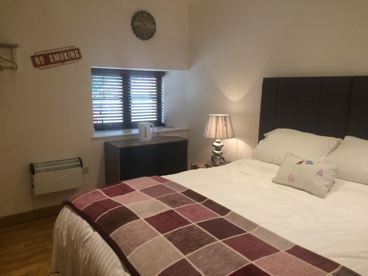 فندق The Radnor Arms ملمسبوري المظهر الخارجي الصورة
